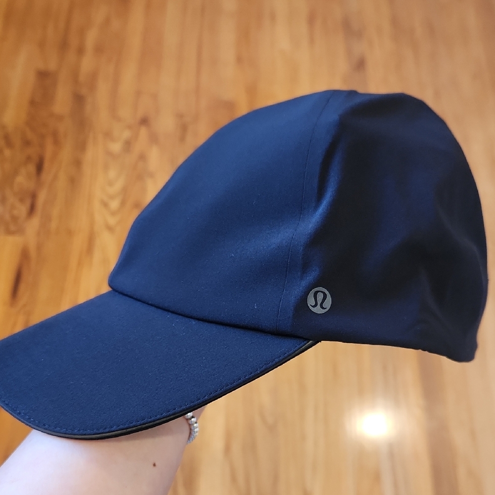 Black Sporty Athletic Cap